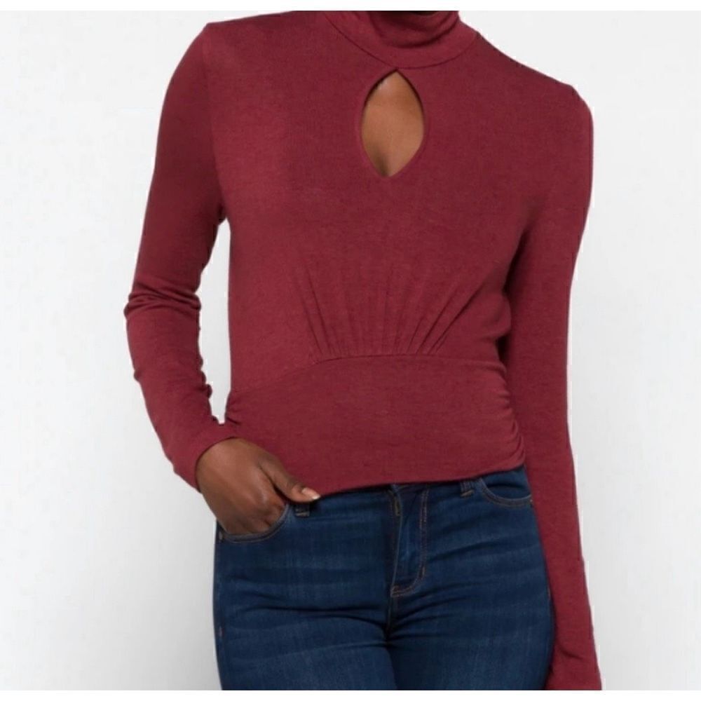 Brea Canyon Women's Roza Long Sleeve Keyhole Knit Top Burgundy - New